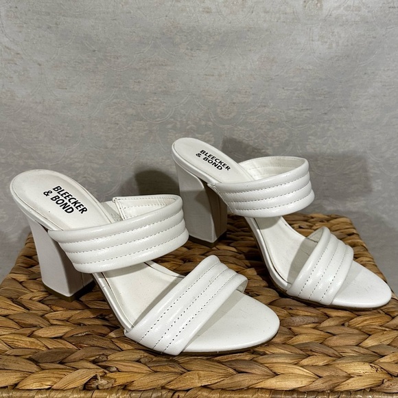Bleecker & Bond Dorothy Block Heel Sandals White Strappy Slip On Size 6 - Picture 4 of 7